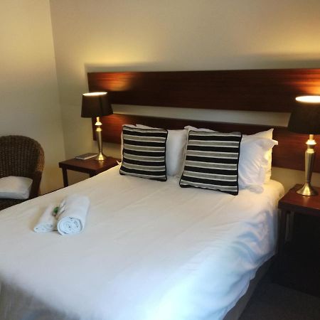 Belmont Guesthouse Bloemfontein Buitenkant foto