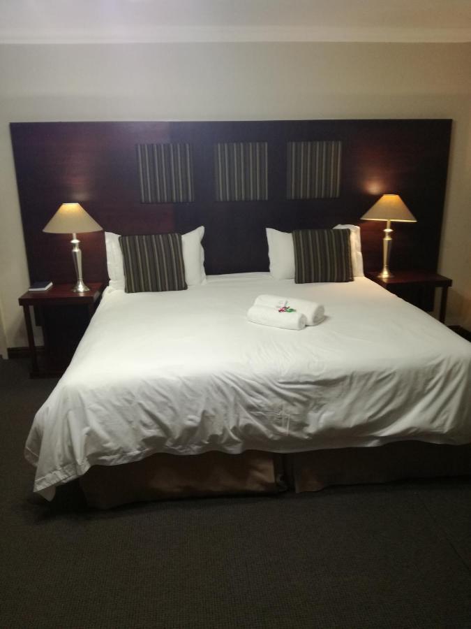 Belmont Guesthouse Bloemfontein Buitenkant foto