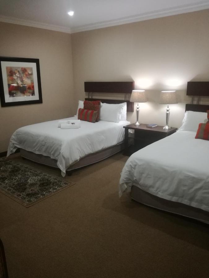Belmont Guesthouse Bloemfontein Buitenkant foto