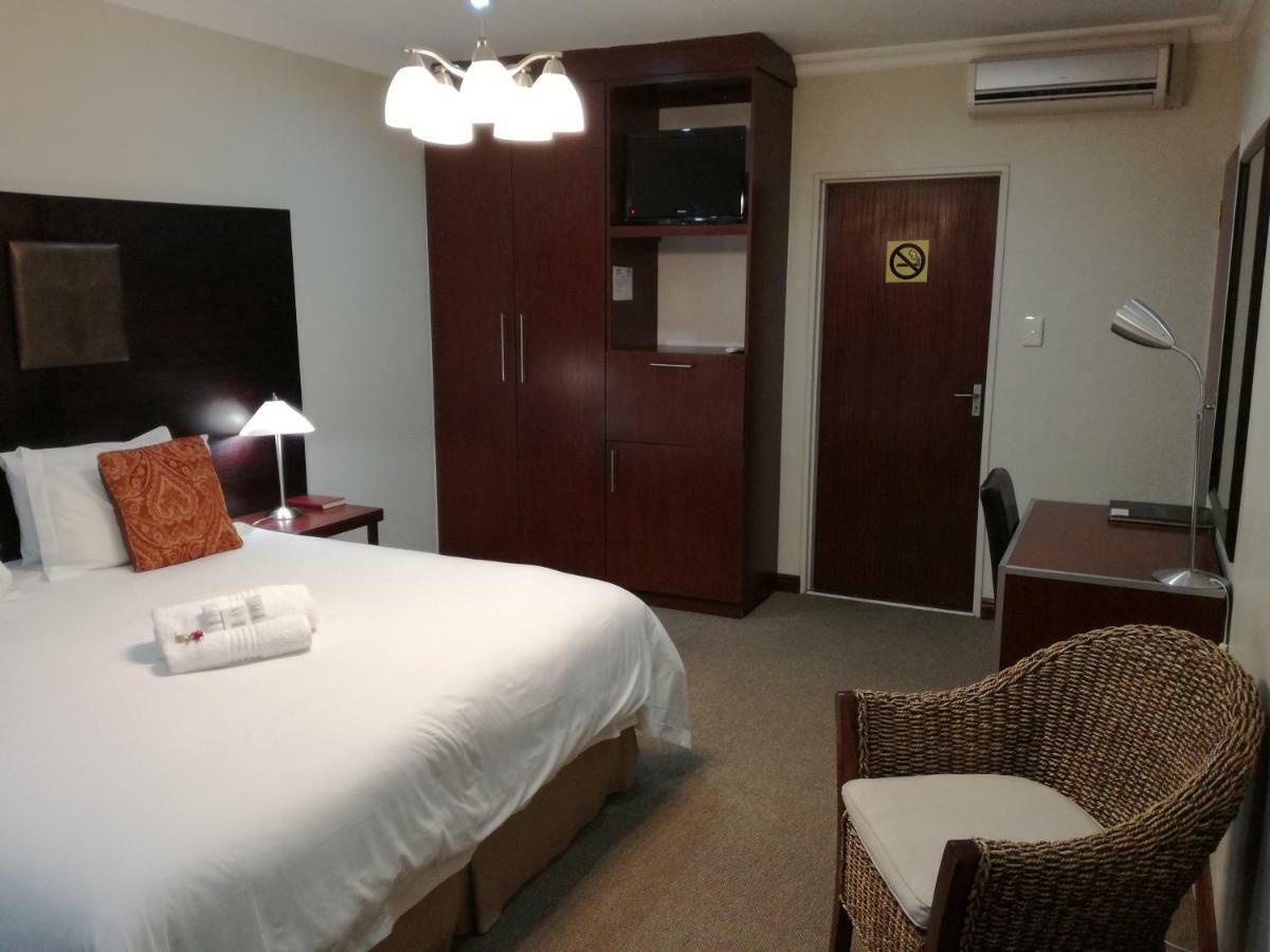 Belmont Guesthouse Bloemfontein Buitenkant foto