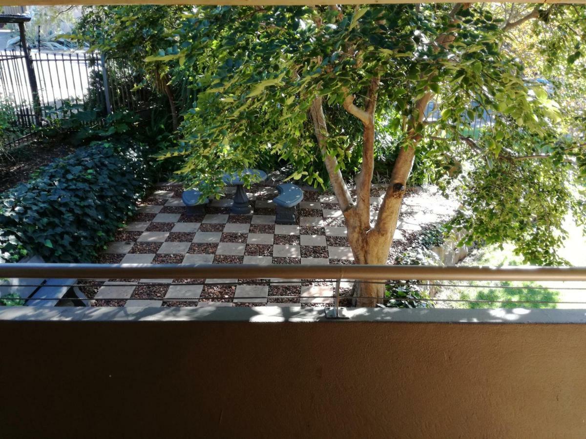 Belmont Guesthouse Bloemfontein Buitenkant foto