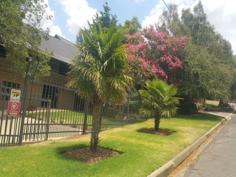 Belmont Guesthouse Bloemfontein Buitenkant foto